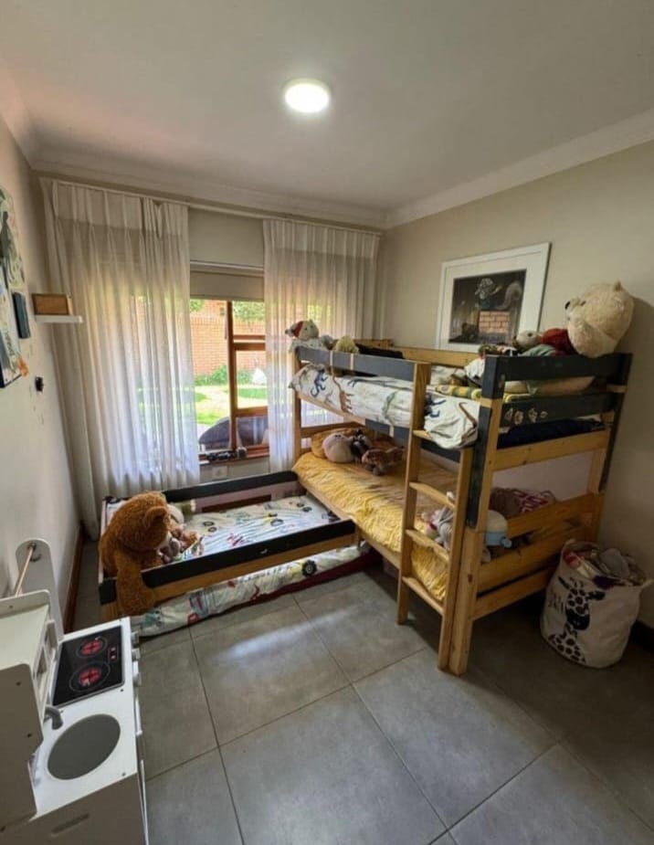 4 Bedroom Property for Sale in Roylglen Gardens Northern Cape